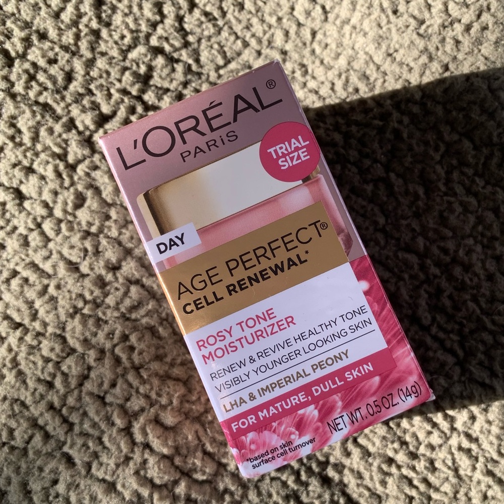 L’Oréal rosy tone moisturizer